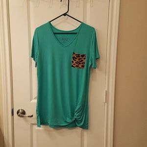 Crazy train knot shirt M but fits like a large